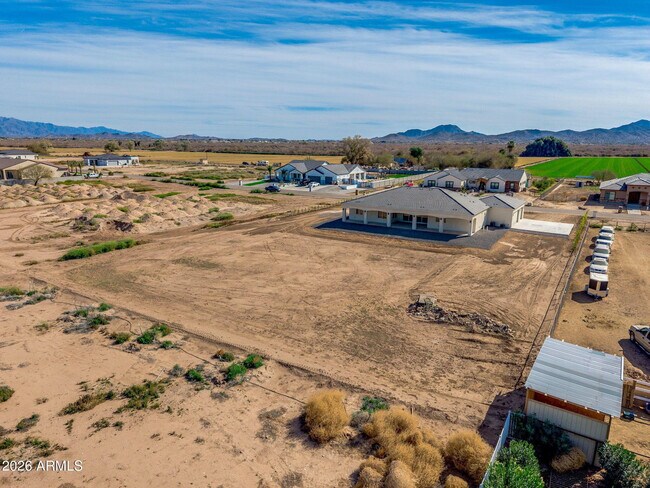 22926 W La Mirada Dr Buckeye, AZ 85326 photo 2