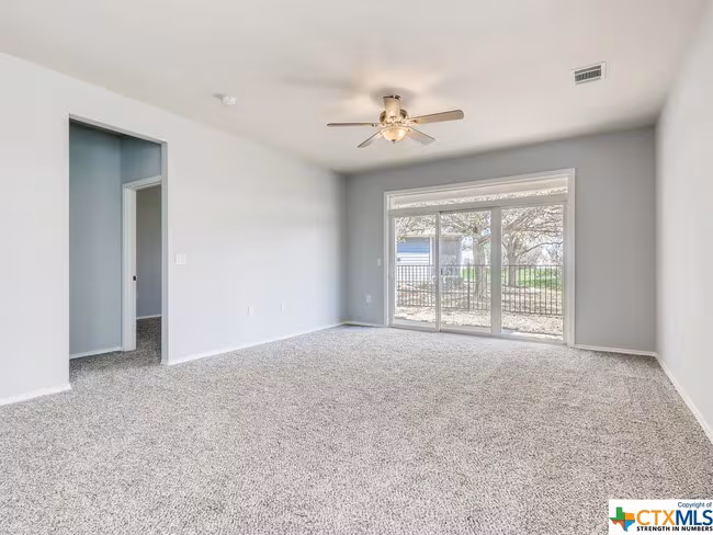 303 Bonham Loop Georgetown, TX 78633 photo 4