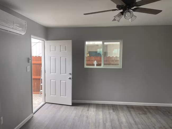 2023 Reed Ave San Diego, CA 92109 photo 2