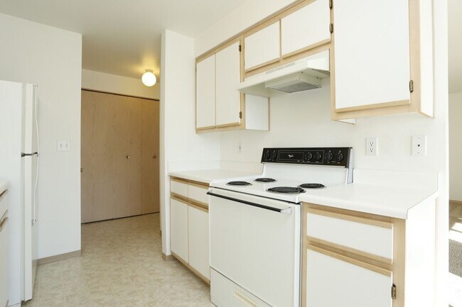 Parkhurst Apartments photo 5