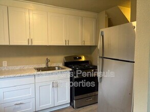2831 NE Center St Bremerton, WA 98310 photo 3
