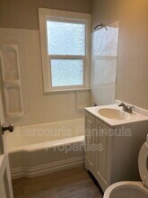 2831 NE Center St Bremerton, WA 98310 photo 4