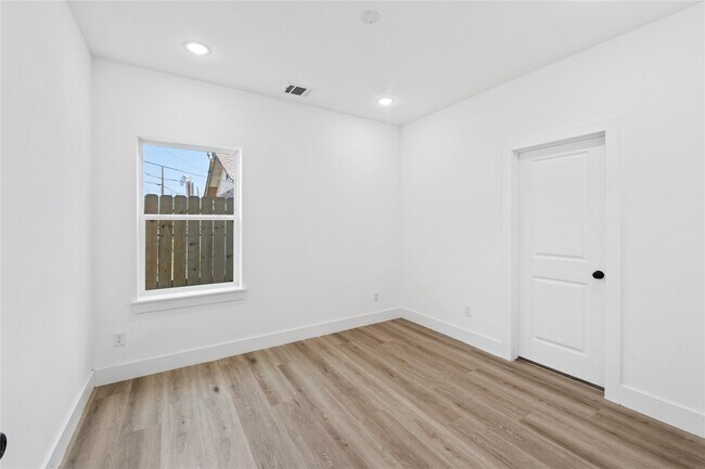 113 Milby Street, Houston, TX 77003 photo 5