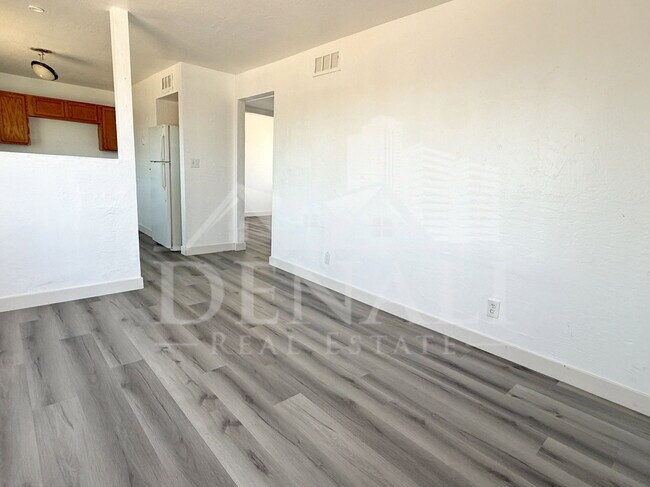1709 W Sherman St Phoenix, AZ 85007 photo 4