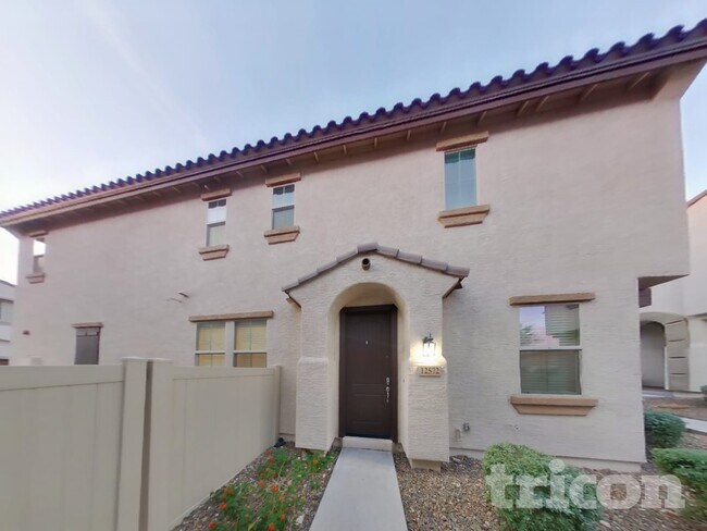 12572 W Lindbergh Dr Peoria, AZ 85383 photo 5