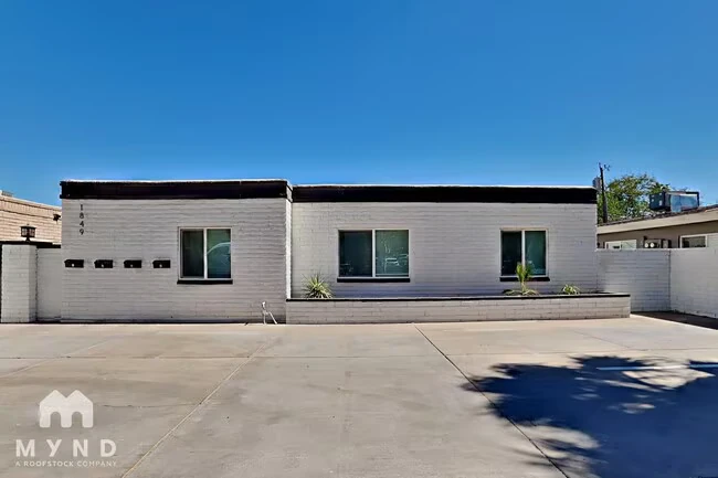 1849 E Virginia Ave Phoenix, AZ 85006 photo 2