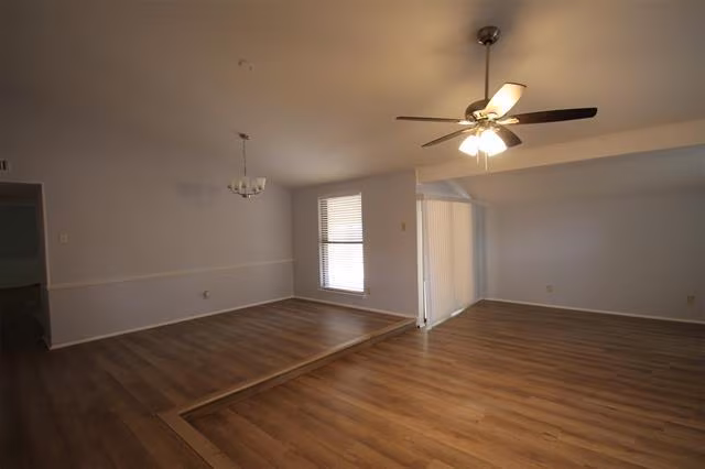 1301 Overdowns Dr Plano, TX 75023 photo 4