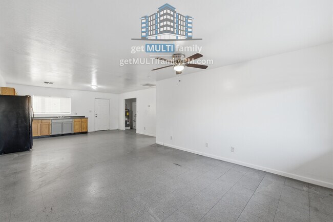 1331 E Pueblo Ave Phoenix, AZ 85040 photo 5