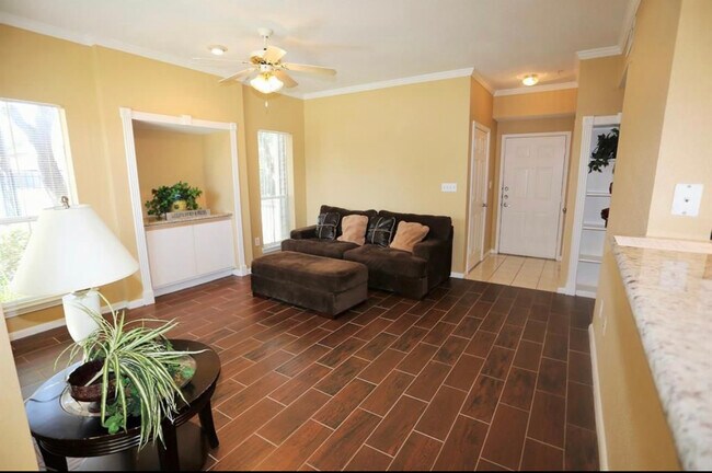 1330 Old Spanish Trl Houston, TX 77054 photo 5