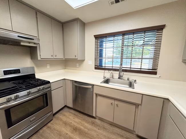 Perfect Shape Remodeled Single Family Home in Livermore photo 4