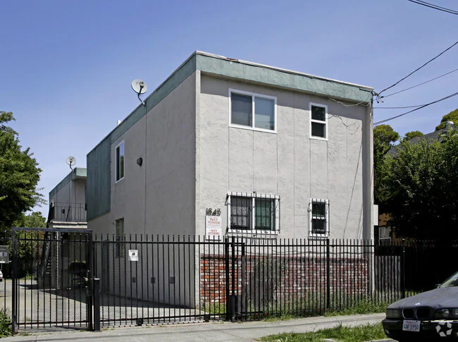 1643 Prince St., Berkeley photo 2