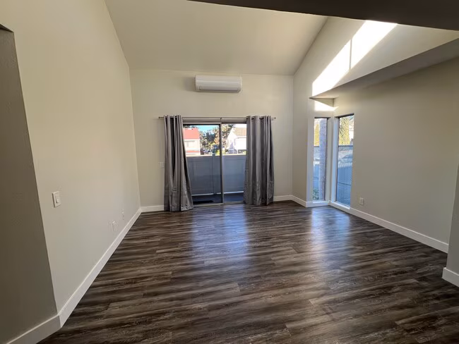 8034 Linda Vista Rd San Diego, CA 92111 photo 4