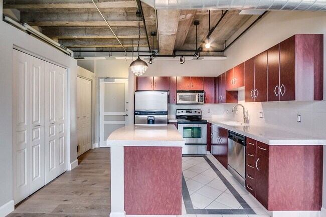 114 W Adams St Phoenix, AZ 85003 photo 4