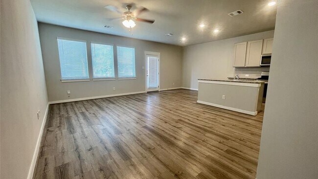 603 Caterpillar Ln Pflugerville, TX 78660 photo 5