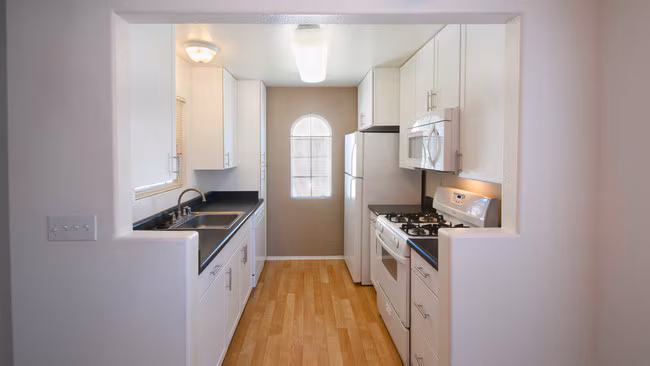 Ridgewood Village photo 3