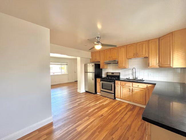 871 Sonoma Ave Santa Rosa, CA 95404 photo 4