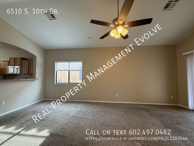 6510 S 10th Dr Phoenix, AZ 85041 photo 4