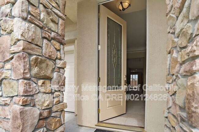 4581 Bonraven Way, Antioch, CA 94531 photo 3