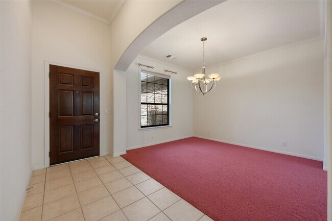 4228 Wild Iris Ln Austin, TX 78727 photo 5