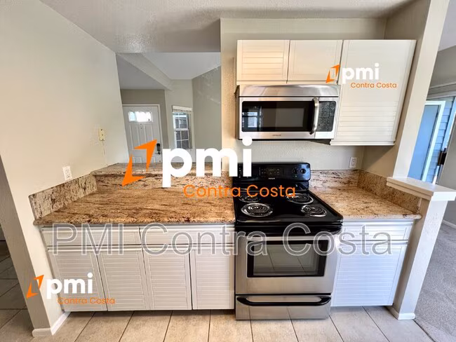 8015 Mountain View Dr Pleasanton, CA 94588 photo 3