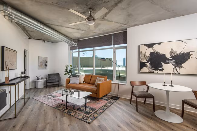 1080 Park Blvd San Diego, CA 92101 photo 2