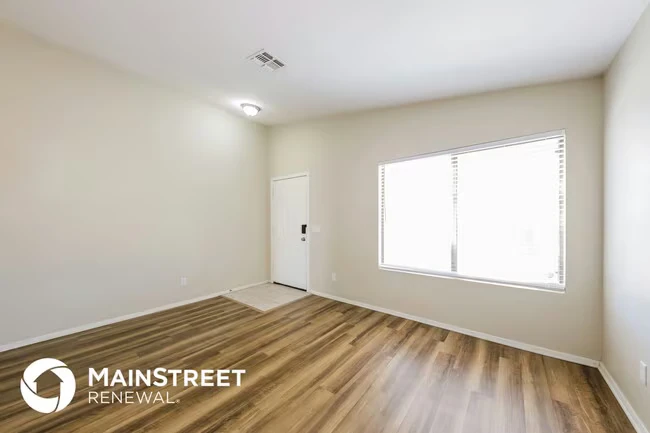 8856 W Griswold Rd Peoria, AZ 85345 photo 3