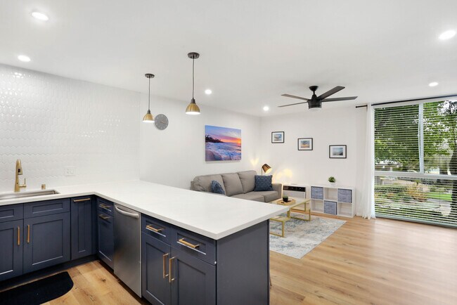 3050 Rue D’Orleans San Diego, CA 92110 photo 5