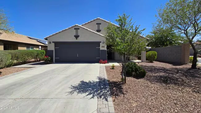 3913 South 185th Lane, Goodyear, AZ 85338 photo 4
