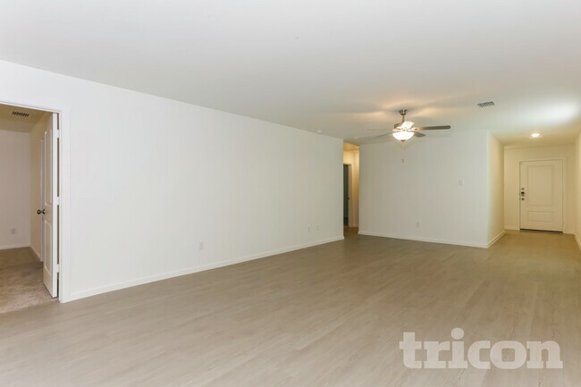 15236 Dancehall Dr Haslet, TX 76052 photo 3