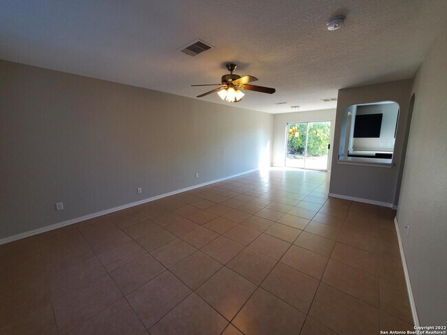 2606 Sunview Lake San Antonio, TX 78245 photo 3