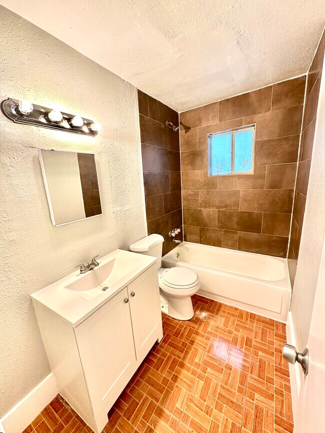 2703 Observation Dr San Antonio, TX 78227 photo 3