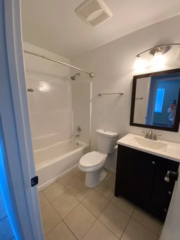 10044 Carlton Hills Blvd Santee, CA 92071 photo 3