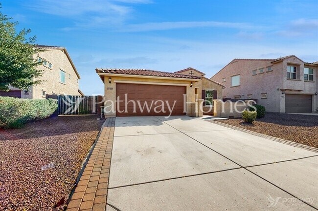 18418 W Jones Ave photo 2