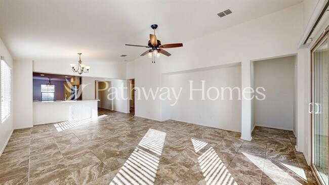 18418 W Jones Ave photo 5