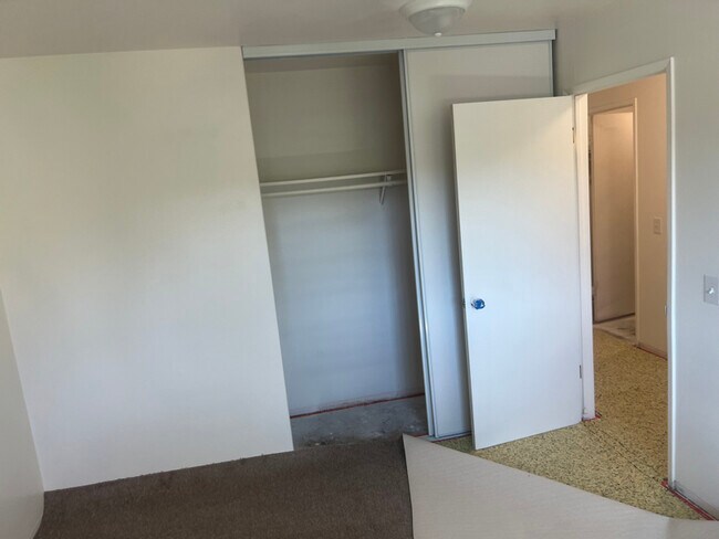 845 Normark Terrace Vista, CA 92084 photo 3