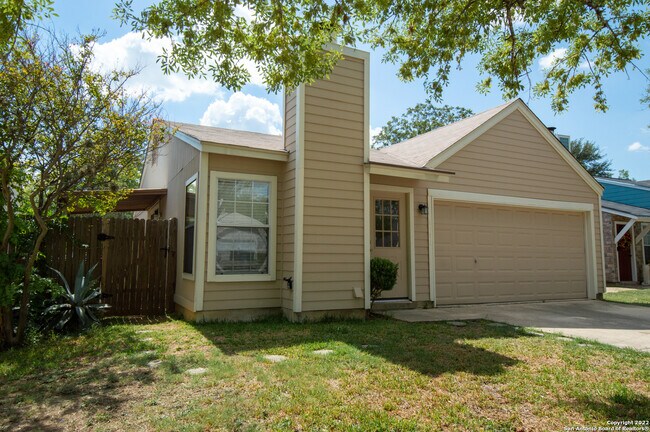 6311 Village Club San Antonio, TX 78250 photo 2