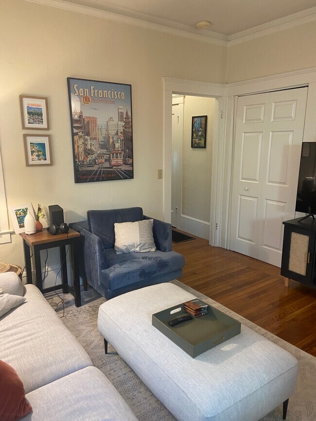 2025 Hearst Ave Berkeley, CA 94709 photo 4