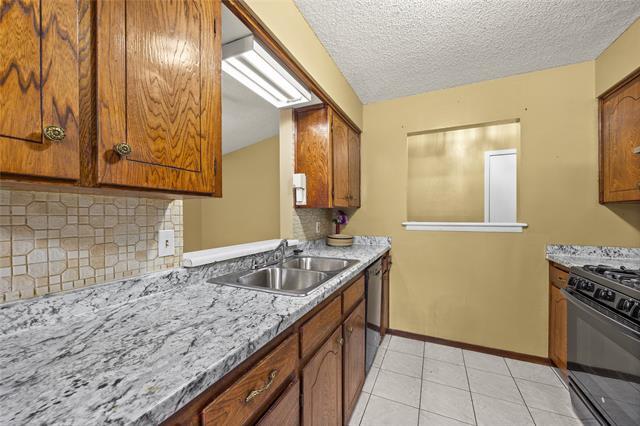 517 McDivitt Dr Garland, TX 75040 photo 5