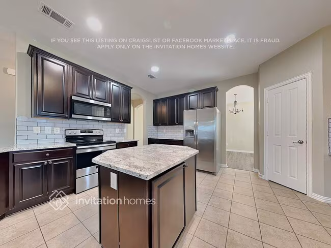 226 Brookdale Drive, Midlothian, TX 76065 photo 5