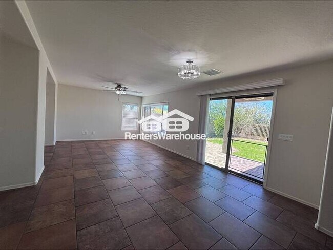 29314 N 24th Ln Phoenix, AZ 85085 photo 4