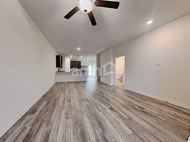 1211 Treeta Trail Kyle, TX 78640 photo 4