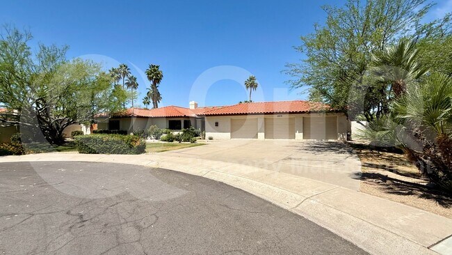 10678 E Cinnabar Ave Scottsdale, AZ 85258 photo 2