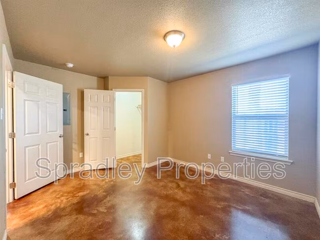 929 Laila Ln Belton, TX 76513 photo 5