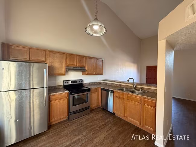 4828 West Orangewood Avenue, Glendale, AZ 85301 photo 5