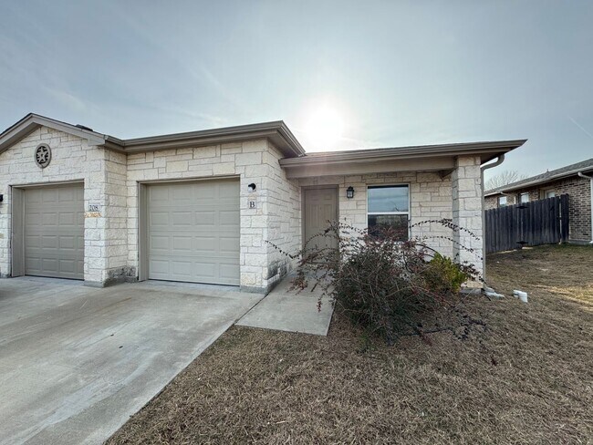 208 Lowes Blvd Killeen, TX 76542 photo 2
