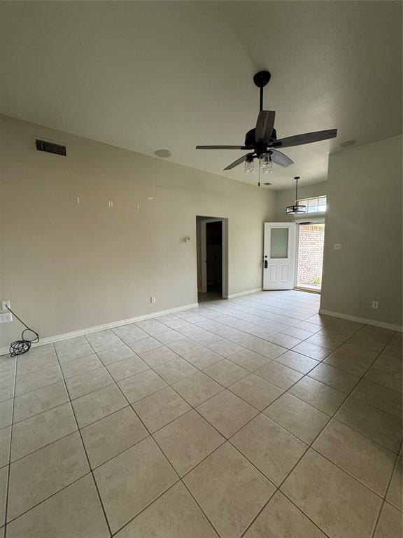 3802 Stanford Street, Greenville, TX 75401 photo 2