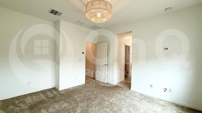 4570 S Renaissance Dr Gilbert, AZ 85297 photo 5