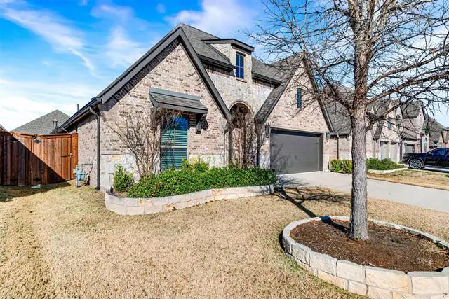 917 Queens Lake Trail, Mckinney, TX 75071 photo 3