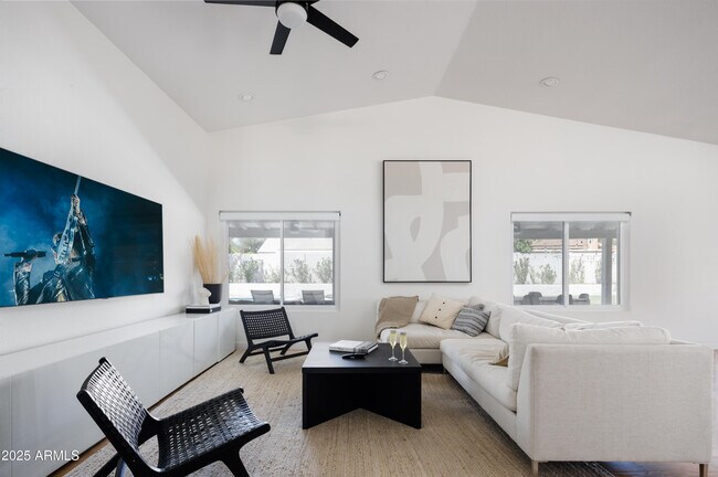 5502 E Grandview Rd Scottsdale, AZ 85254 photo 2