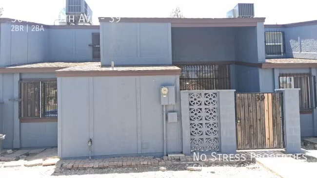3646 N 69th Ave Phoenix, AZ 85033 photo 2
